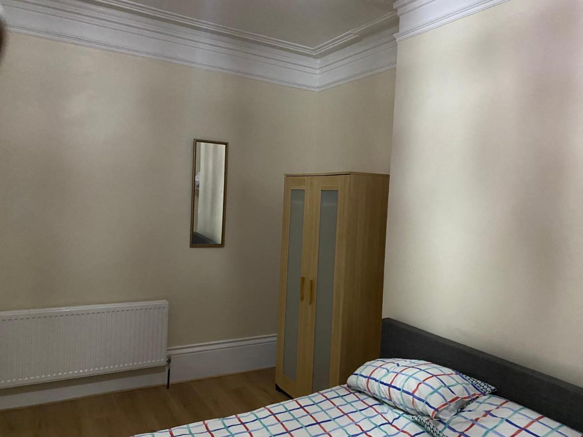 Crystal Hotel London Ngoại thất bức ảnh