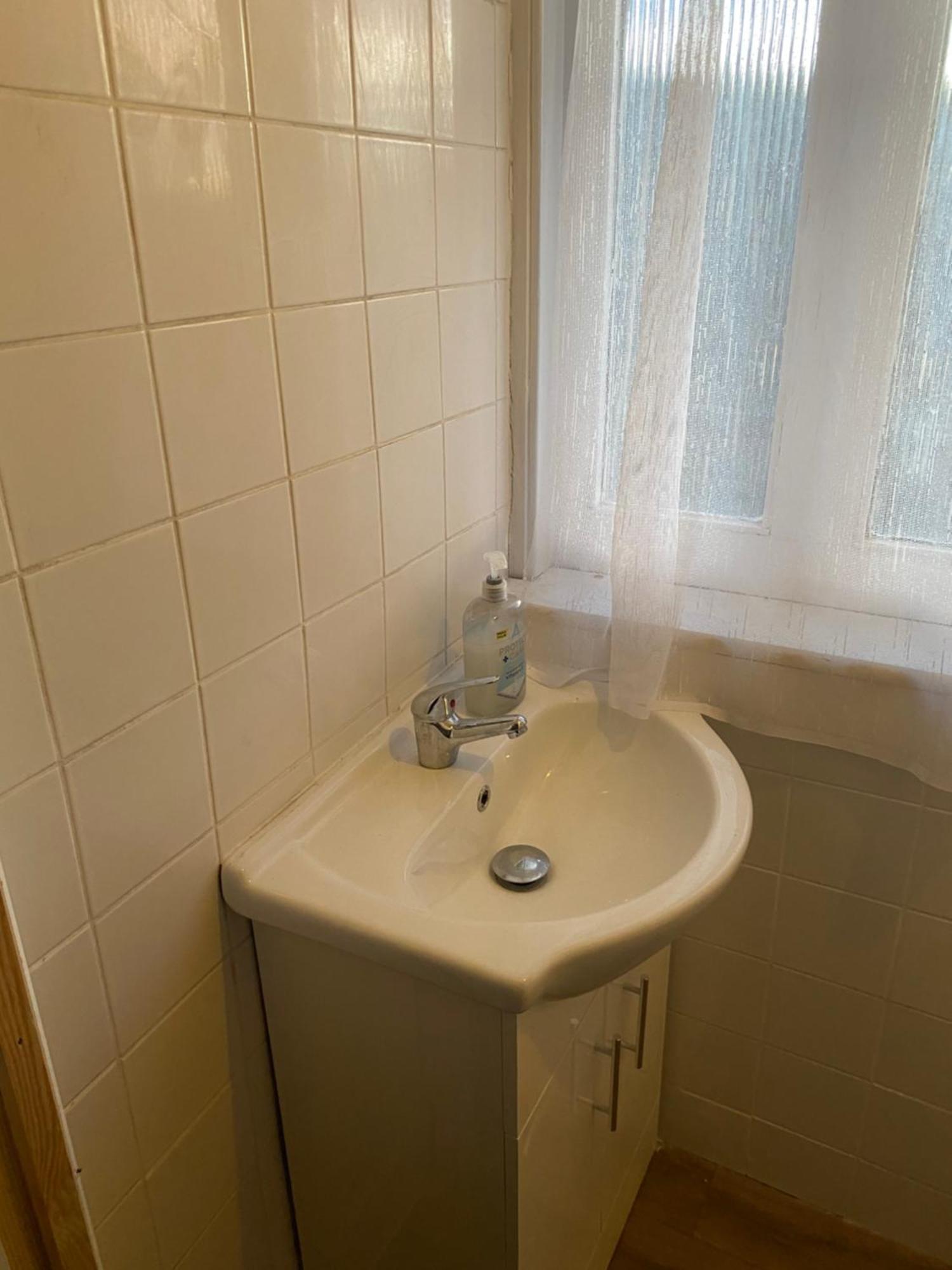 Crystal Hotel London Ngoại thất bức ảnh