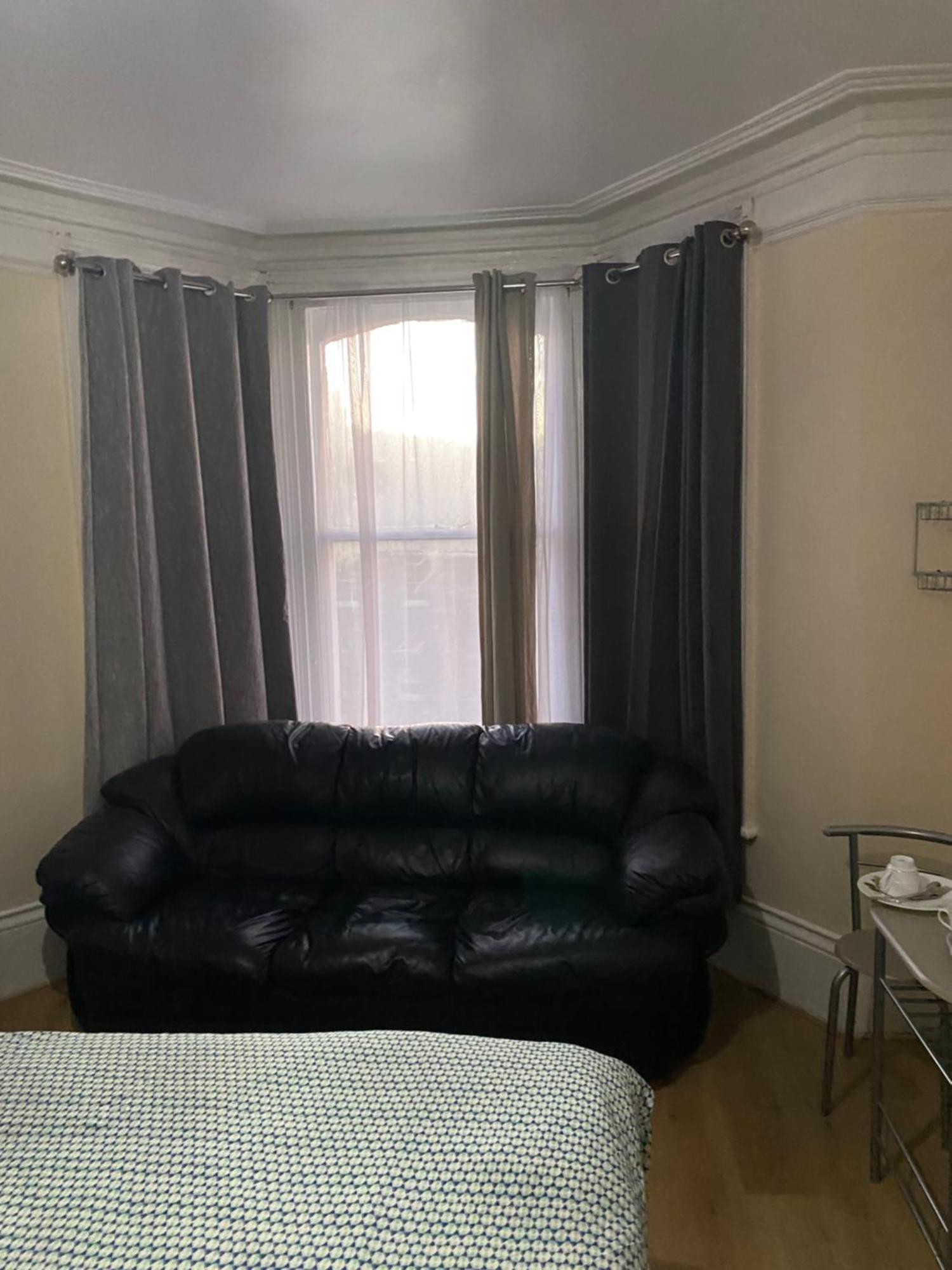 Crystal Hotel London Ngoại thất bức ảnh